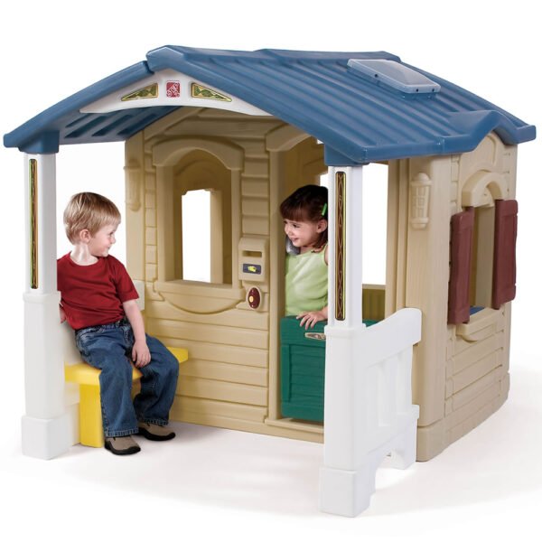 Casuta cu pridvor Naturally Playful Front Porch Playhouse