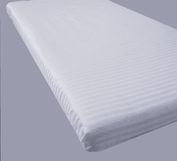 Cearsaf cu elastic roata din damasc 120x60 cm