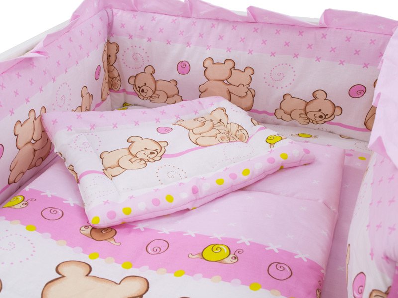 Lenjerie Teddy Friends Roz 4+1 piese M2 140x70 Lenjerie Teddy Friends Roz 41 piese M2 140x70 1