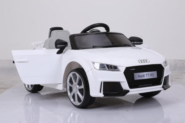 Masinuta electrica cu telecomanda Audi TT Alb