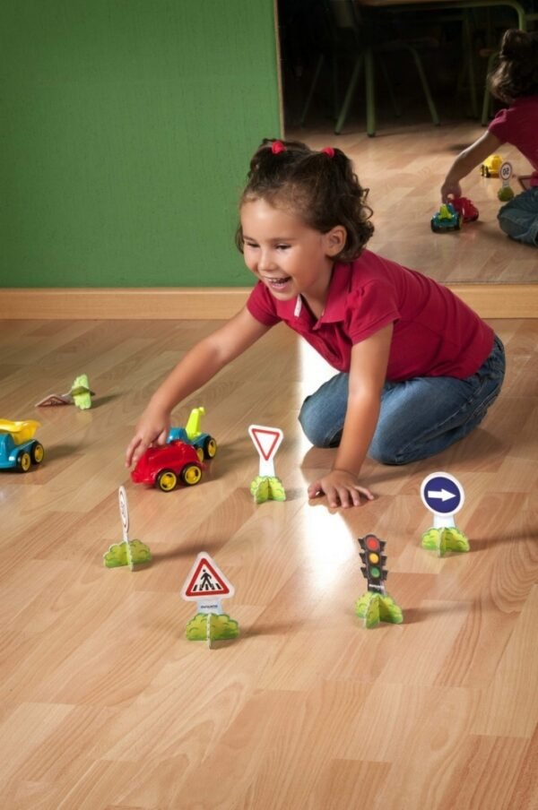 Set 12 semne de circulatie mini Miniland